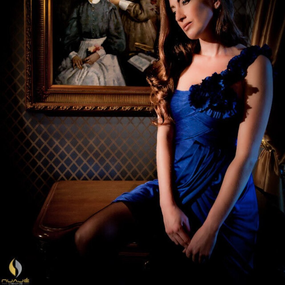 EUC BCBG Party/Cocktail Dress  XS Navy Blue One Shoulder Satin